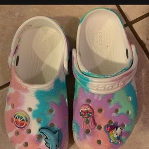 Size 10 children’s crocs